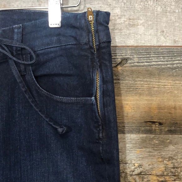Frame | Le Bell Hayworth Jeans | 27” - Picture 3 of 8